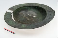 Foto von Bronzebreitrandschüssel (NHMW-PRAE-051245)